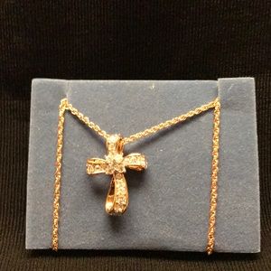 Avon vintage gold tone cross necklace